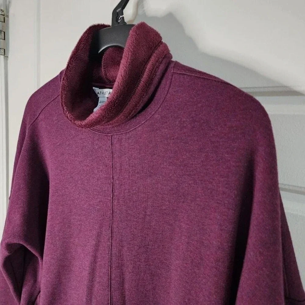 Athleta Cozy Karma Funnel Neck Sweatshirt Fleece‎ Burgundy Pullover Top, Size S